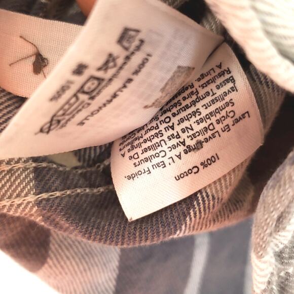 Eddie Bauer men's Gray Plaid Button Down size Med - Picture 2 of 4